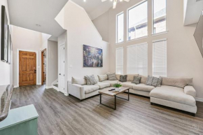 Cozy 5BR Estate Lewisville - Office, Game Room